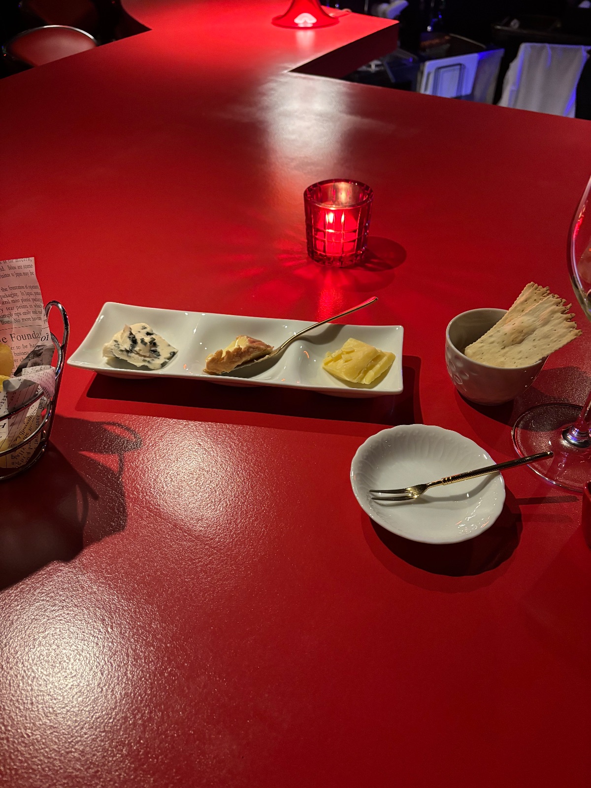 Francis Champagne & Wine Bar