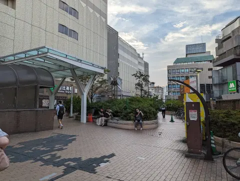 恵比寿駅東口公園
