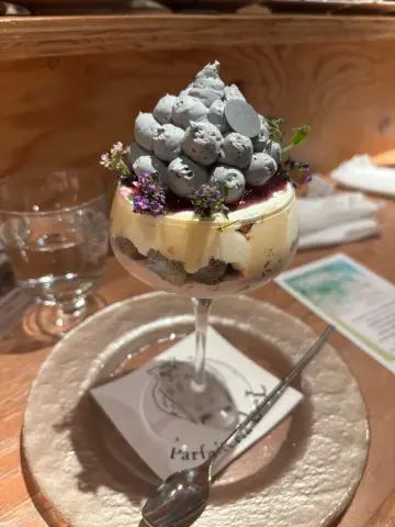 夜パフェ専門店 Parfaiteria beL 新宿三丁目